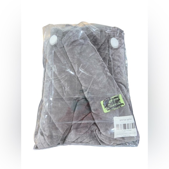 NWT Annie Selke Brentwood velvet pair of pillow shams shale gray chevron king - Picture 9 of 13